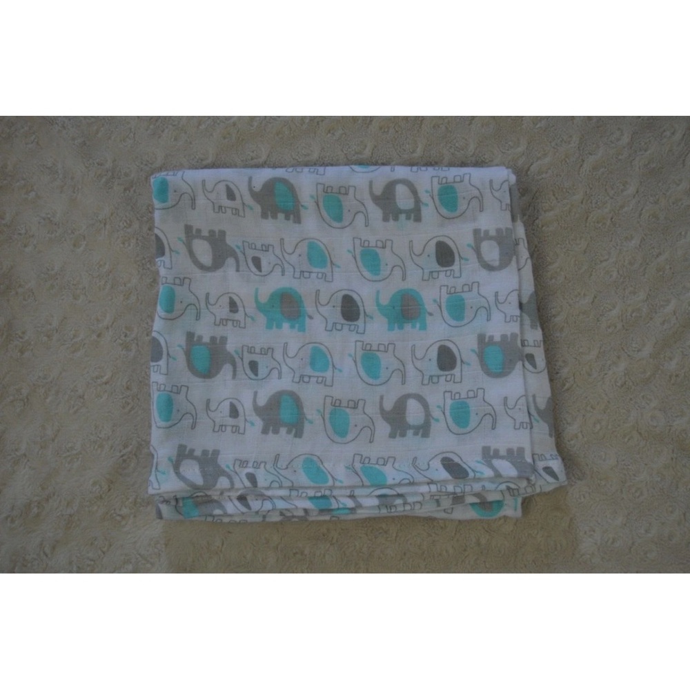 Luvable Friends Elephant Baby Swaddle Blanket Aqua Blue White Gray Muslin Cotton